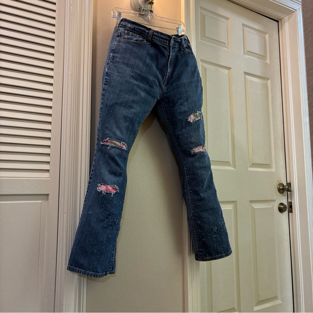 Women’s Levi 515 Distressed Shotgun Pink-Camouflage Patched Blue Jeans, Size 14